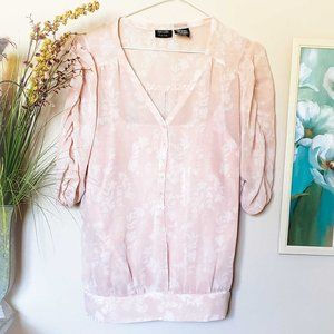 Nicole Miller Women Floral blouse, size 10